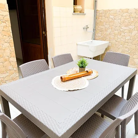 Gianlu House * أوترانتو
